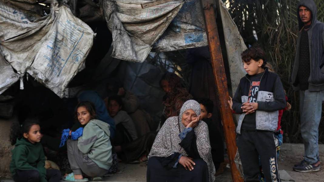 İşte İsrail saldırılarının gölgesindeki Gazze'nin son hali 3